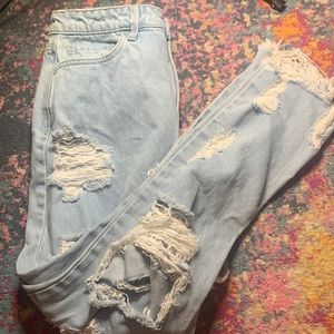 Never worn,good quality,very ripped style,